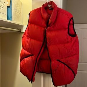 Feathered friends vest large